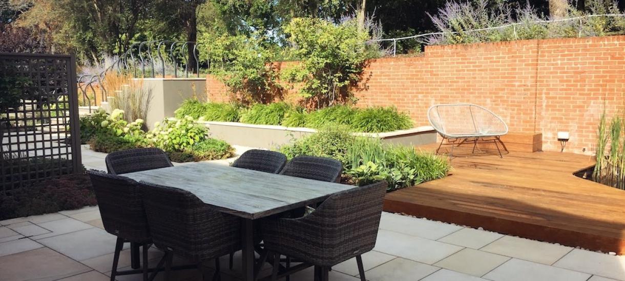 Village Garden (Hampshire)